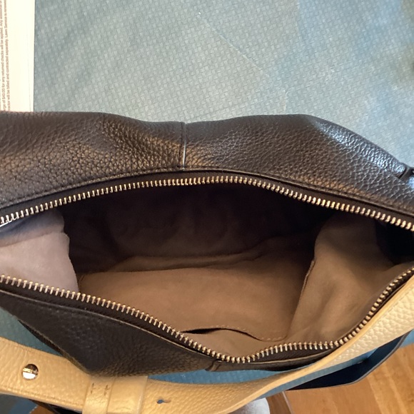 Vince  Camuto black leather hobo bag - Picture 7 of 10